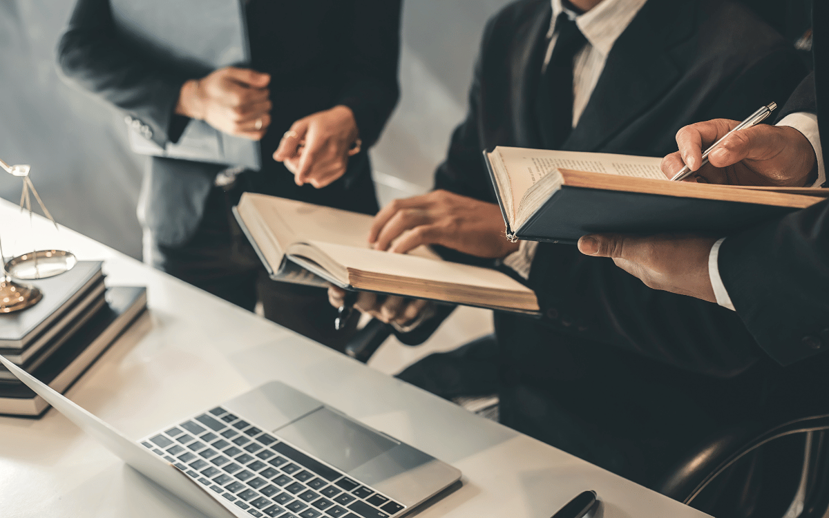 Abogados para salir de ASNEF
